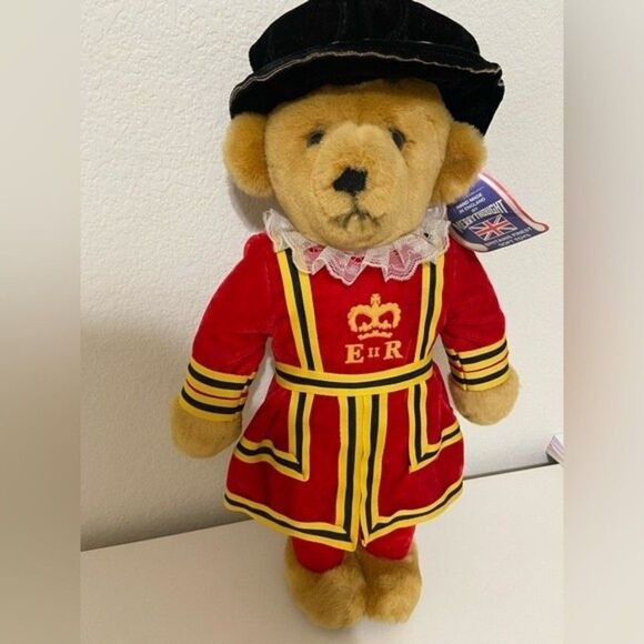Merrythought Queen's Royal Guard Beefeater England 17" Plush Bear with Tag - Picture 1 of 9